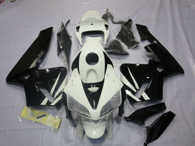 2005-2006 En Blanco & Negro CBR600RR Carenado